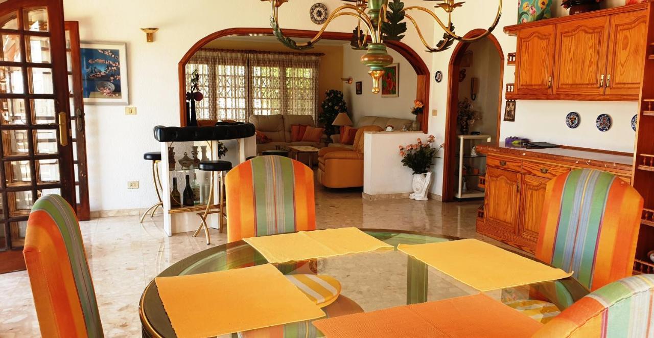 Sunny House With Private Pool And Sea View Villa Costa Adeje  Eksteriør billede