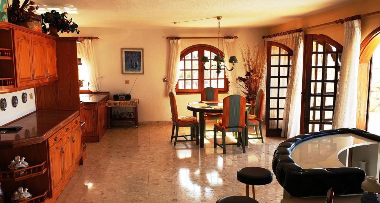 Sunny House With Private Pool And Sea View Villa Costa Adeje  Eksteriør billede