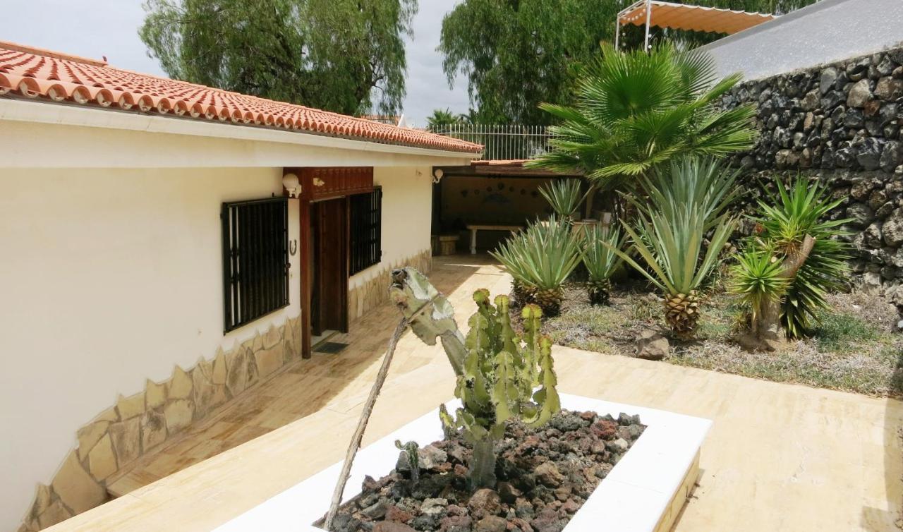 Sunny House With Private Pool And Sea View Villa Costa Adeje  Eksteriør billede